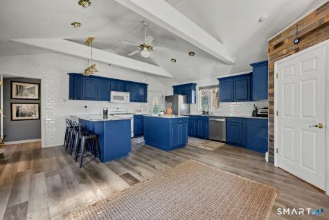 52 West Street Shelton CT 06484
