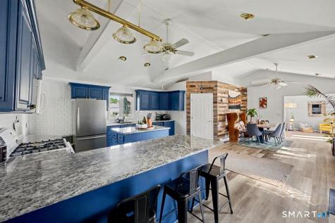 52 West Street Shelton CT 06484