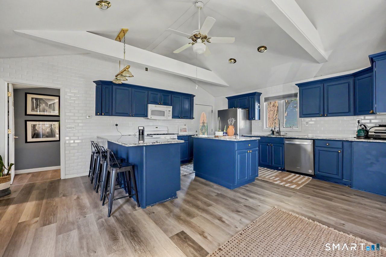 52 West Street Shelton CT 06484