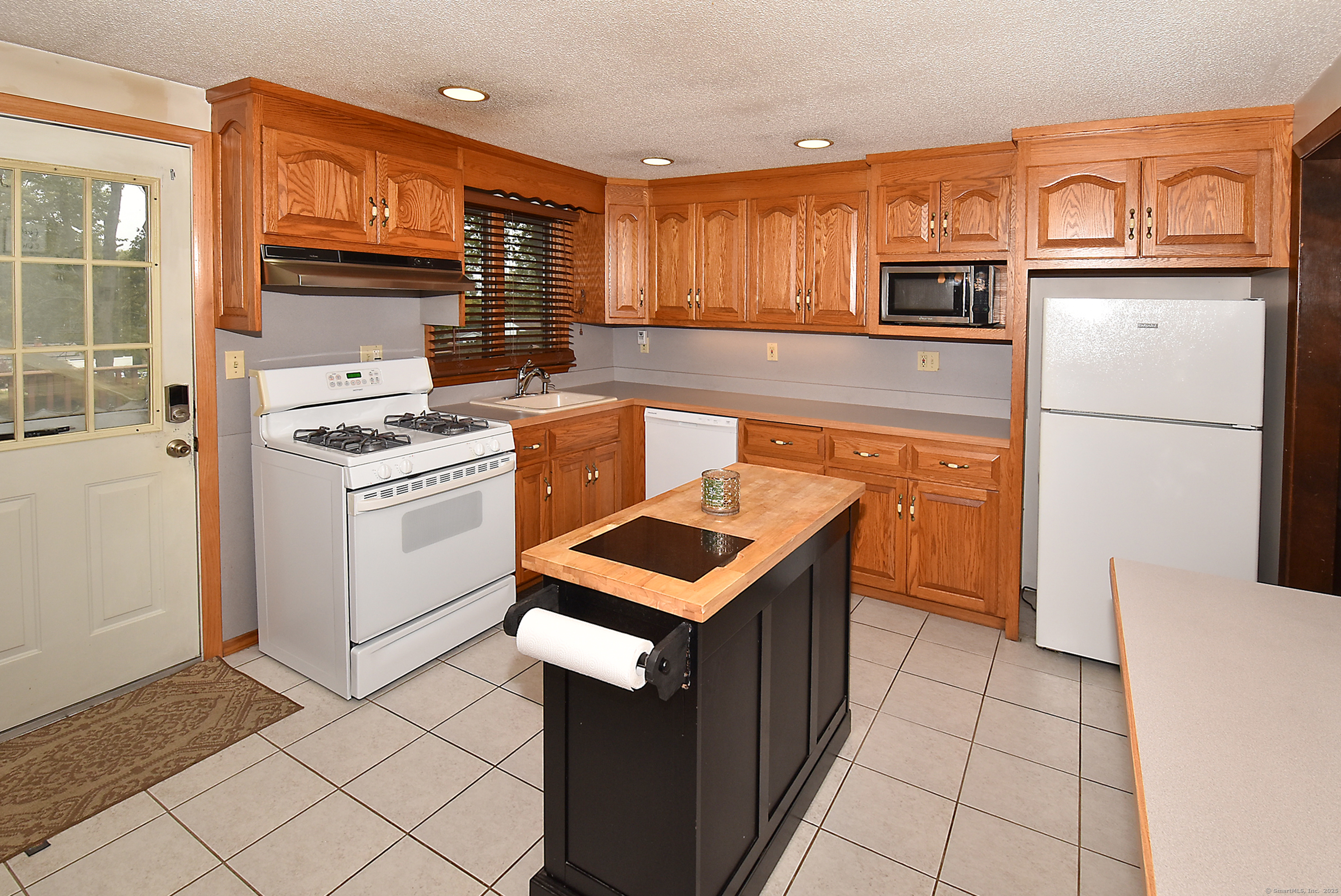 95 Arnold Drive East Hartford CT 06108