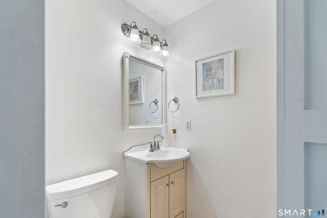 138 Steinmann Avenue Middlebury CT 06762