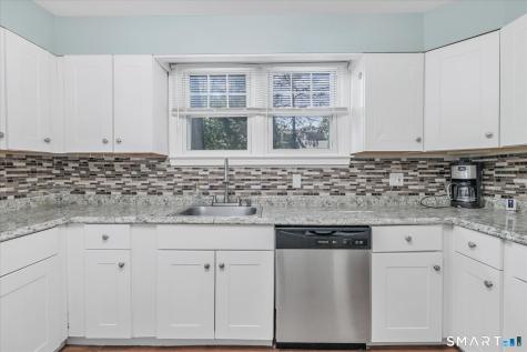 40 Highview Avenue West Haven CT 06516