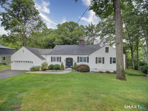 34 River Road North Haven CT 06473