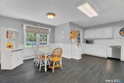 34 River Road North Haven CT 06473