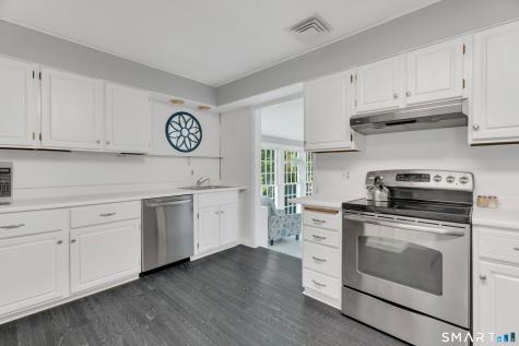 34 River Road North Haven CT 06473
