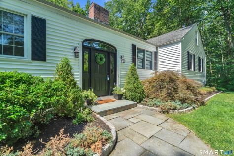 34 River Road North Haven CT 06473
