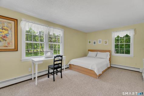 34 River Road North Haven CT 06473