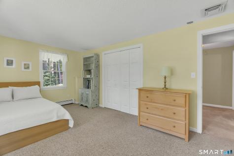 34 River Road North Haven CT 06473