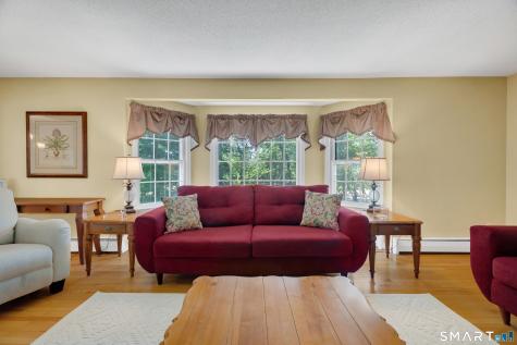 34 River Road North Haven CT 06473