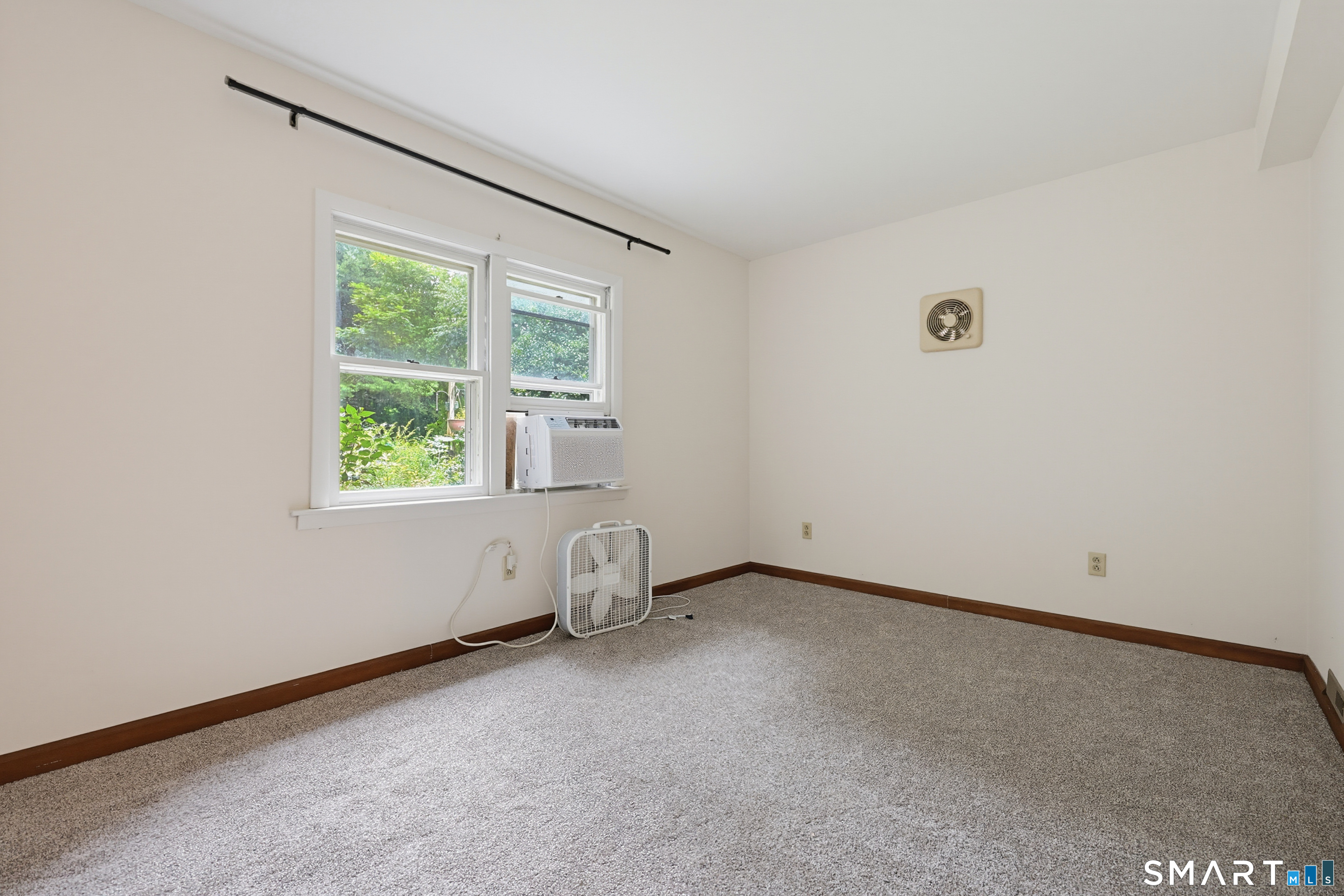 11 Strnad Road Lisbon CT 06351