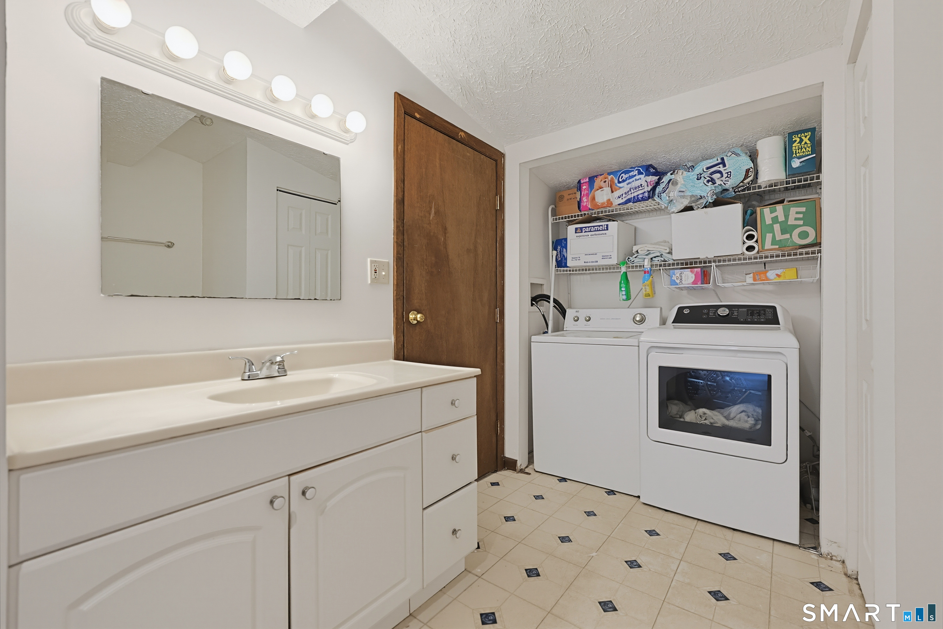 11 Strnad Road Lisbon CT 06351
