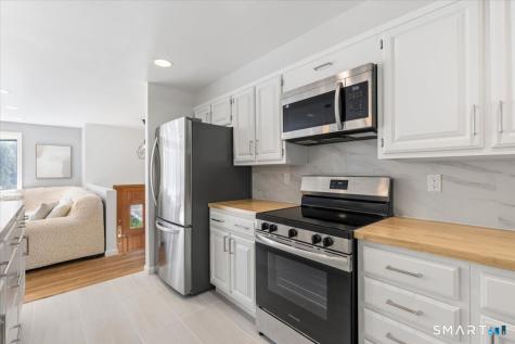 47 London Lane Stamford CT 06902
