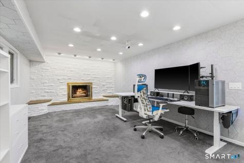 47 London Lane Stamford CT 06902
