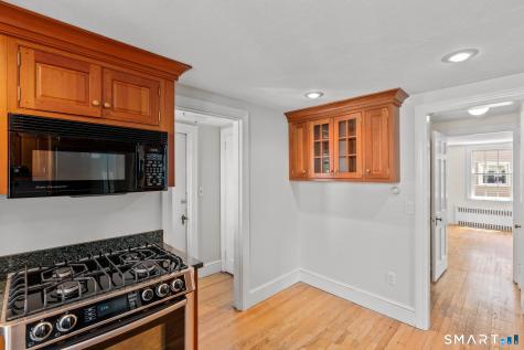 12 Cobbs Road West Hartford CT 06107