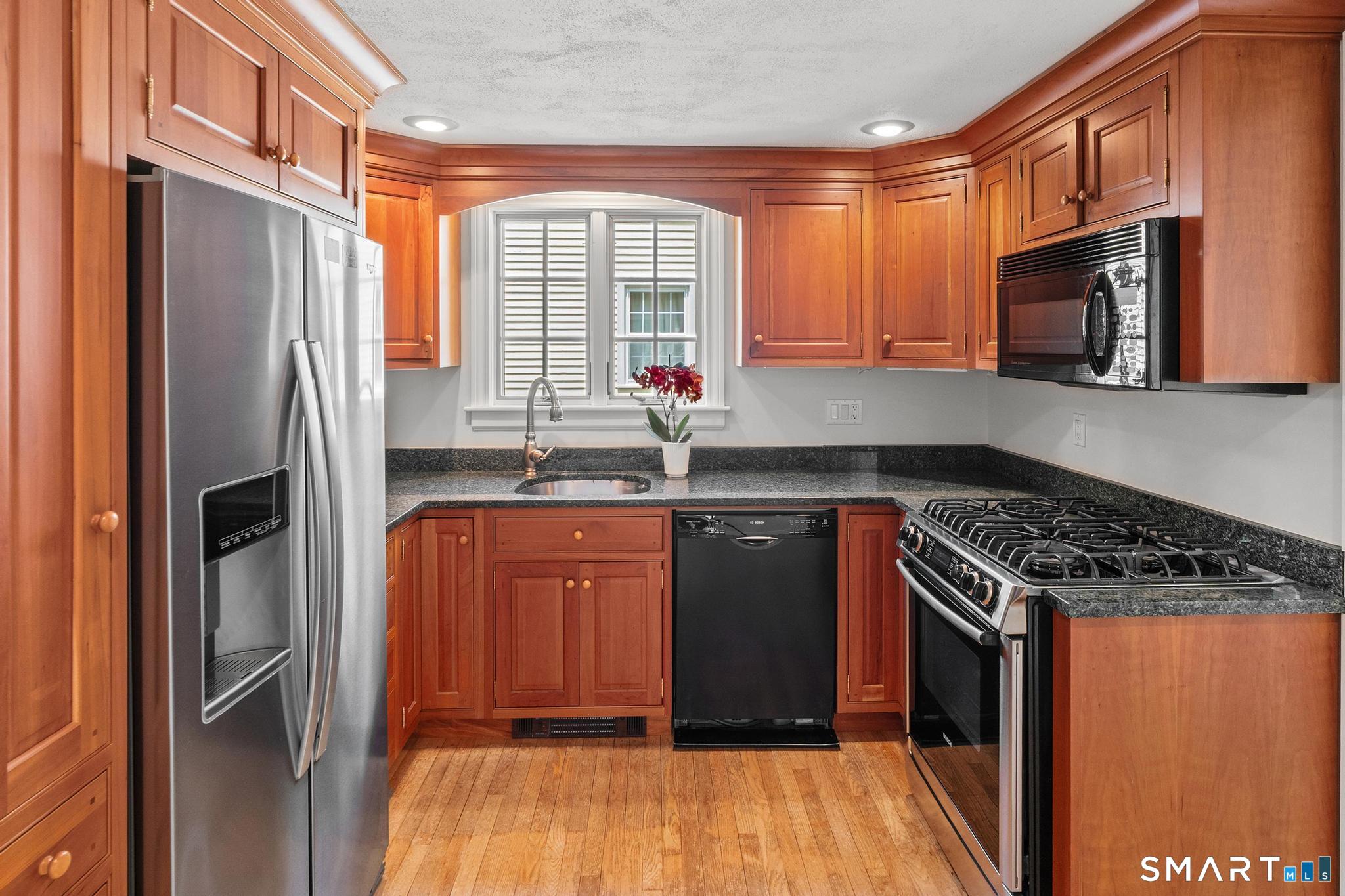 12 Cobbs Road West Hartford CT 06107