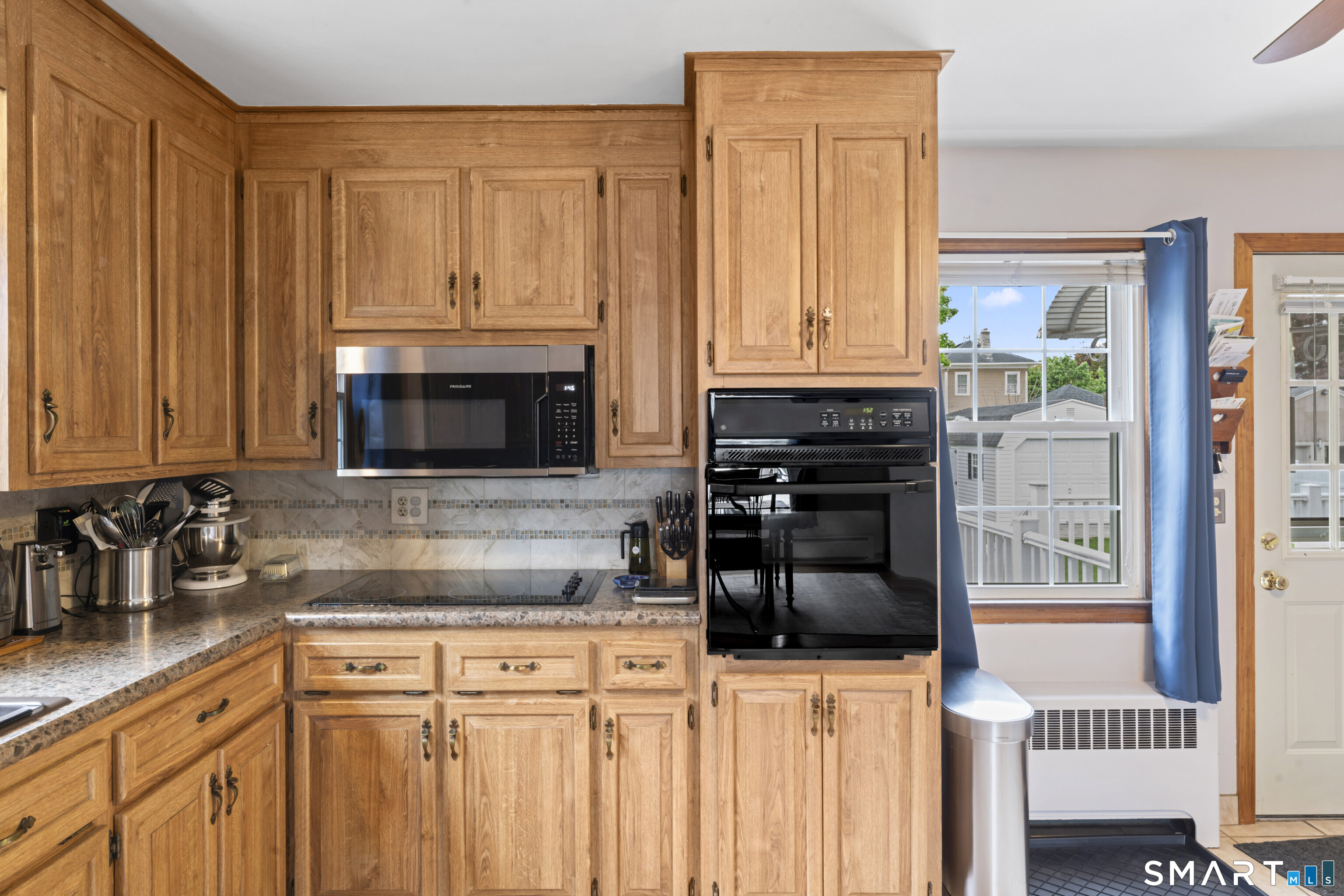 8 James Street Windsor Locks CT 06096
