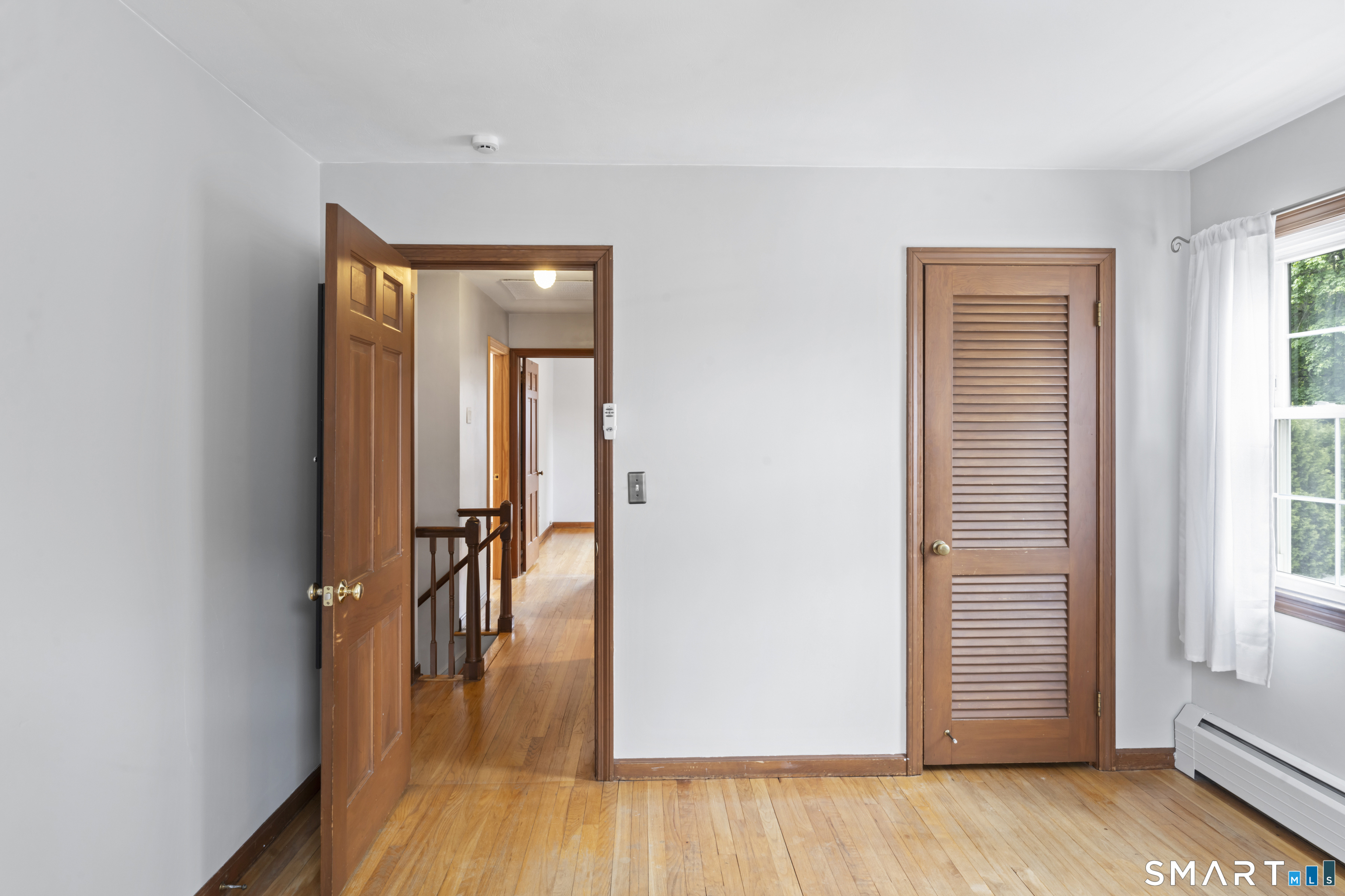 8 James Street Windsor Locks CT 06096