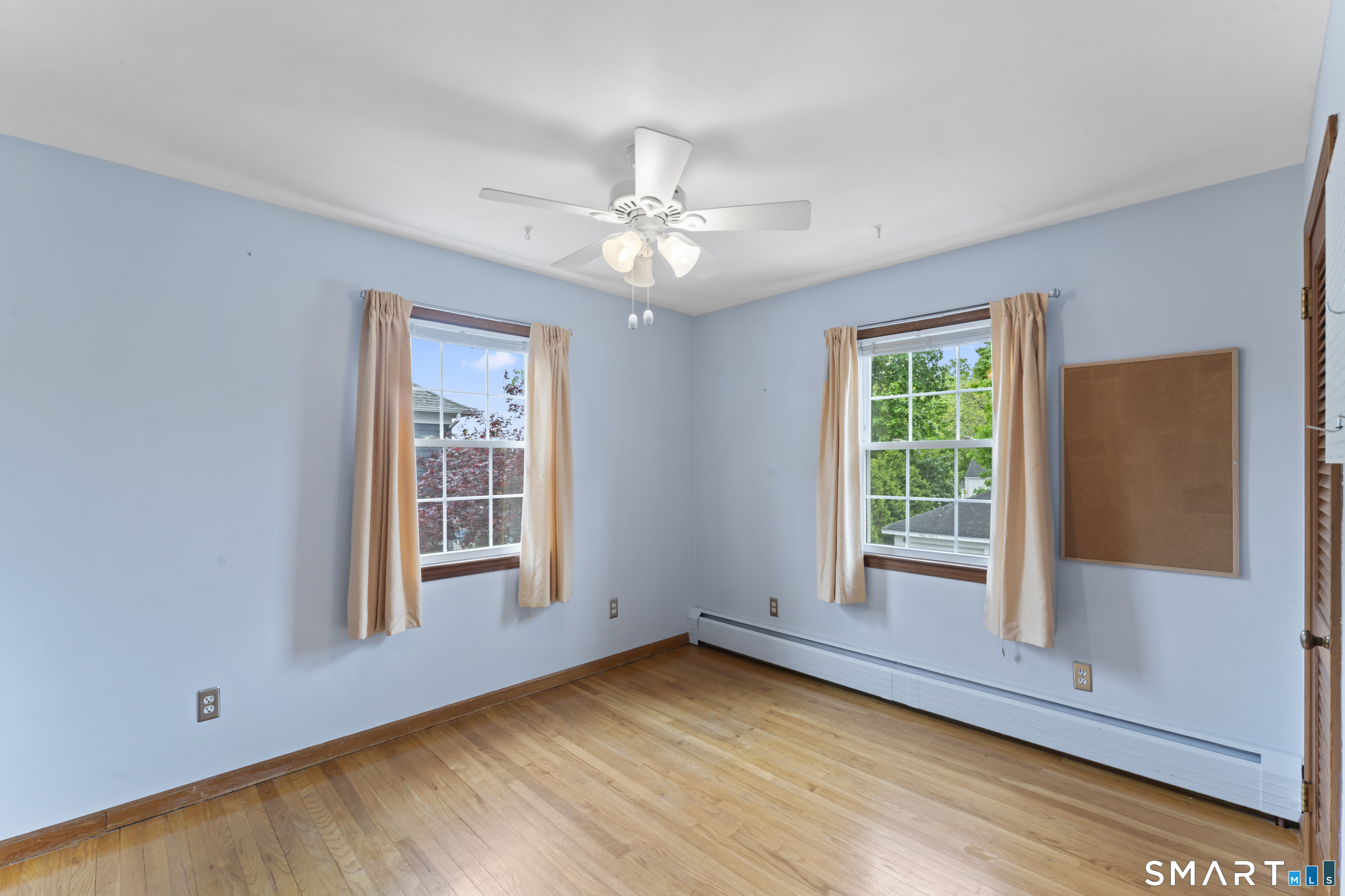 8 James Street Windsor Locks CT 06096