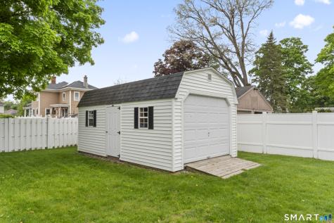 8 James Street Windsor Locks CT 06096