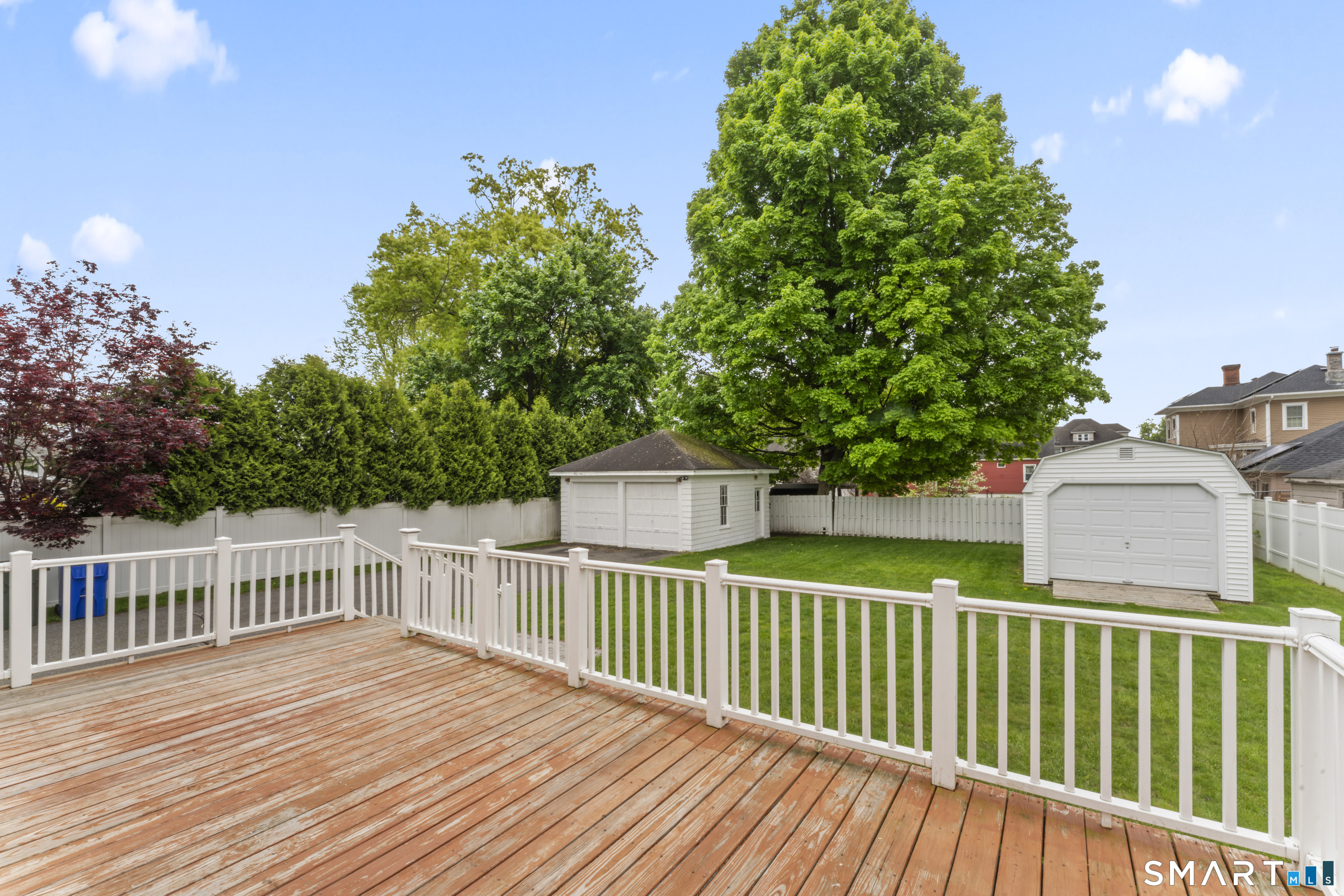 8 James Street Windsor Locks CT 06096