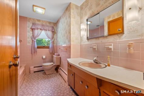 103 Debra Lane Bristol CT 06010