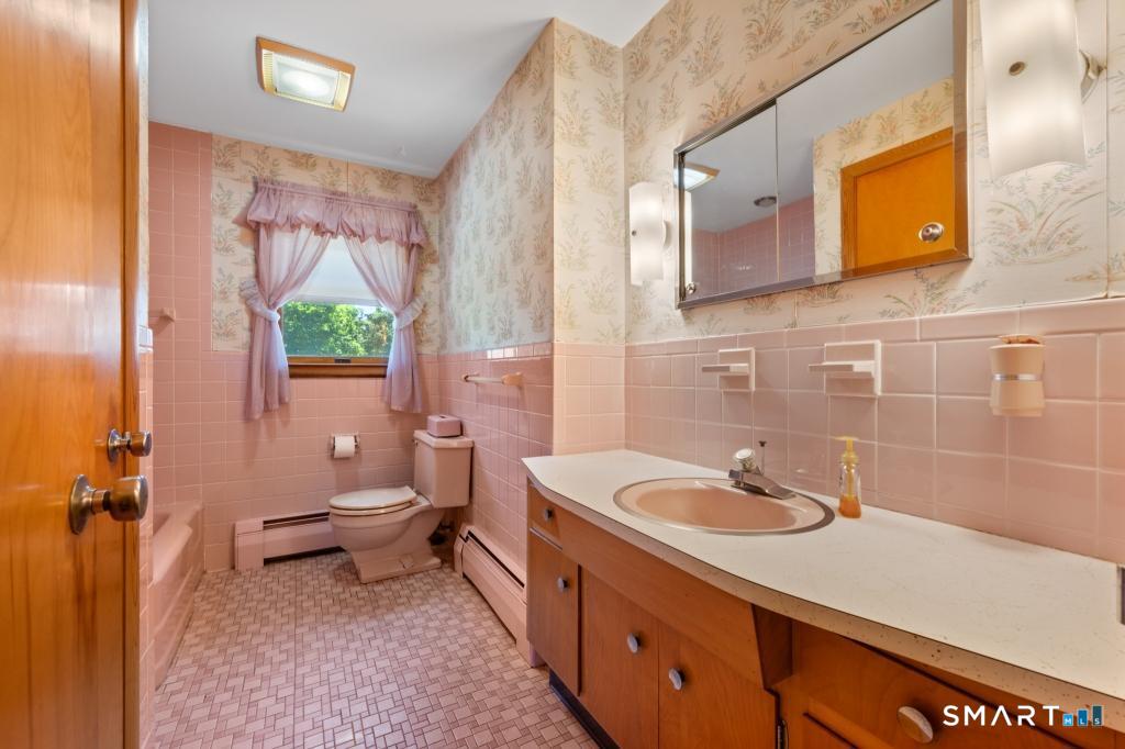 103 Debra Lane Bristol CT 06010