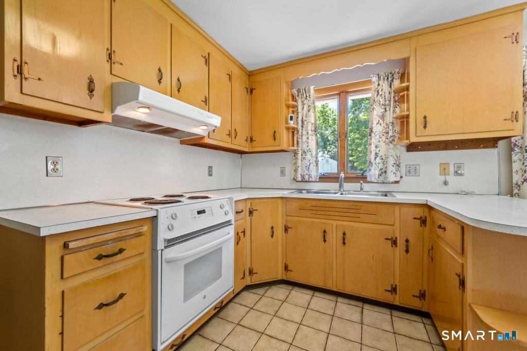 103 Debra Lane Bristol CT 06010