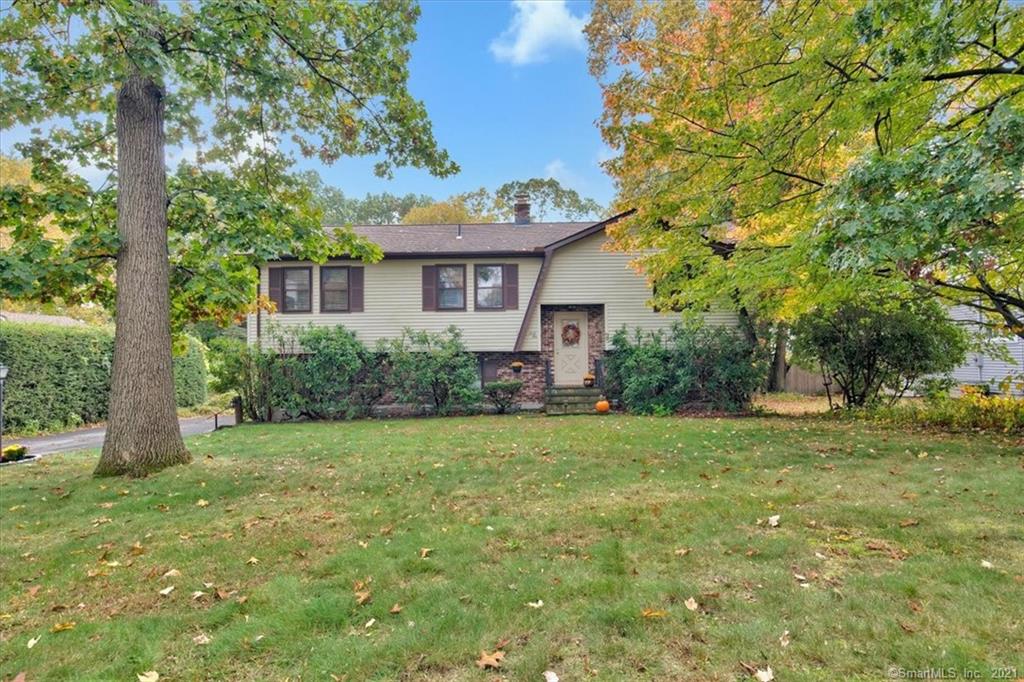 65 Larchmont Avenue Waterbury CT 06708