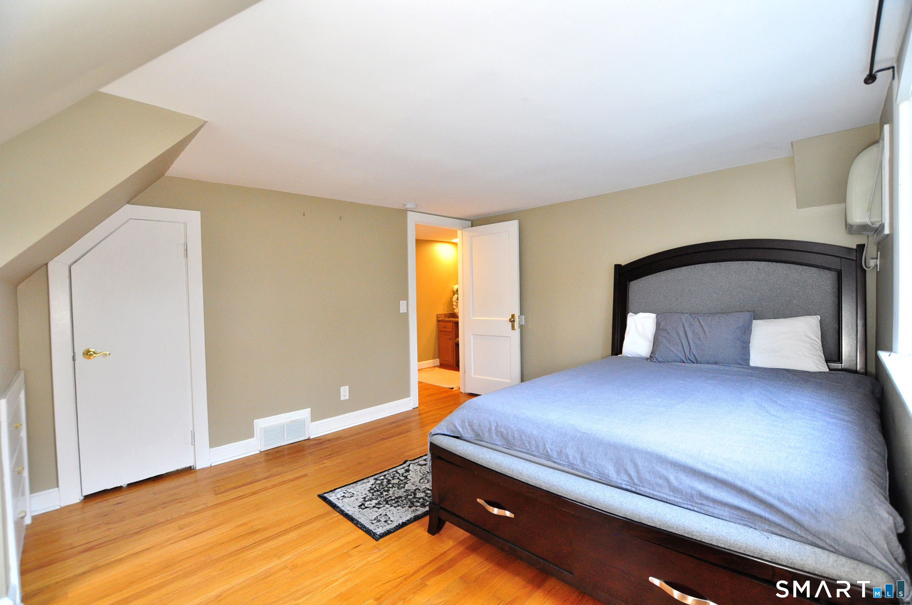 112 Knollwood Road East Hartford CT 06118