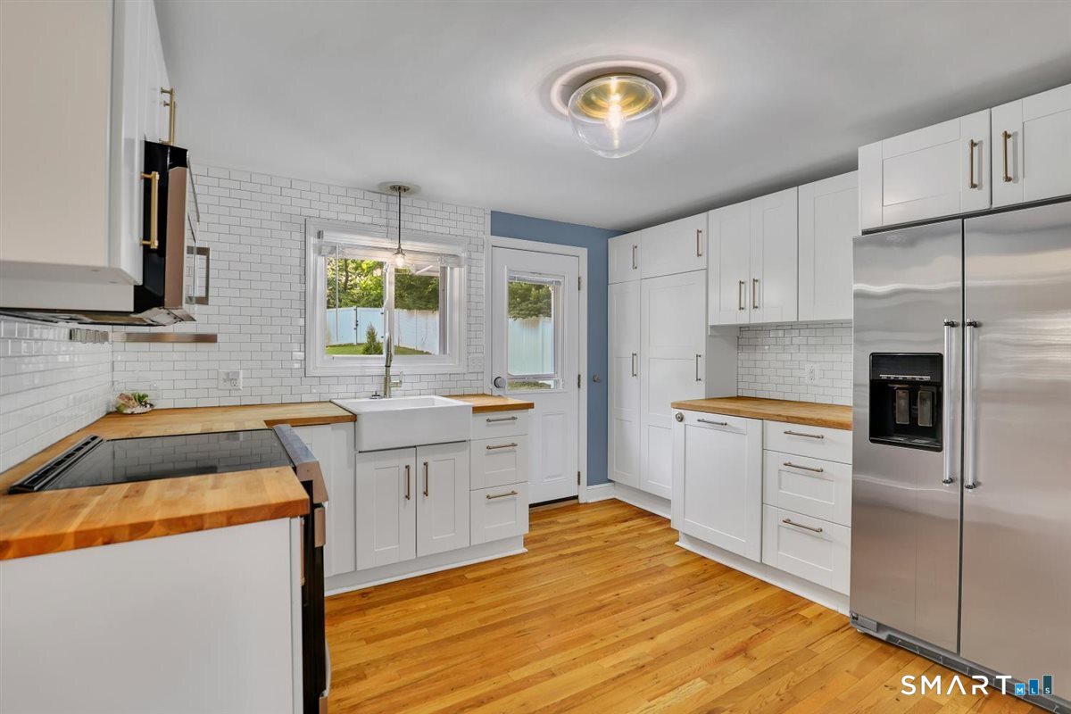 142 North Main Street West Hartford CT 06107