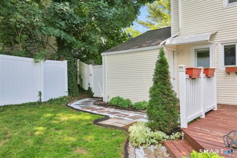 142 North Main Street West Hartford CT 06107