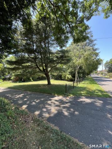 25 Ellington Avenue Ellington CT 06029