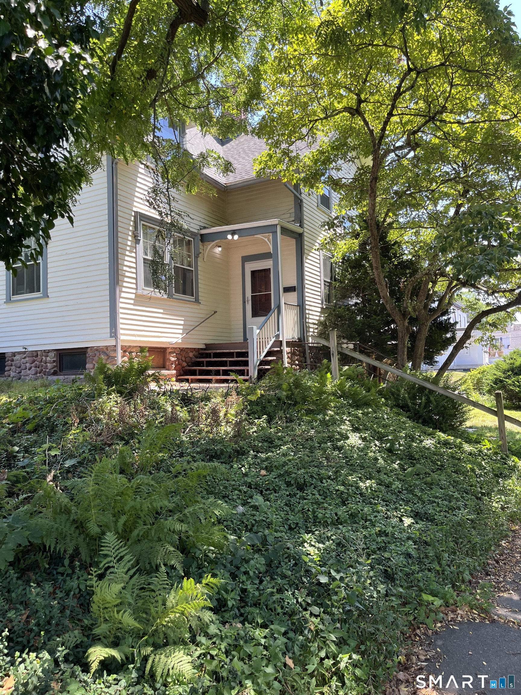 25 Ellington Avenue Ellington CT 06029