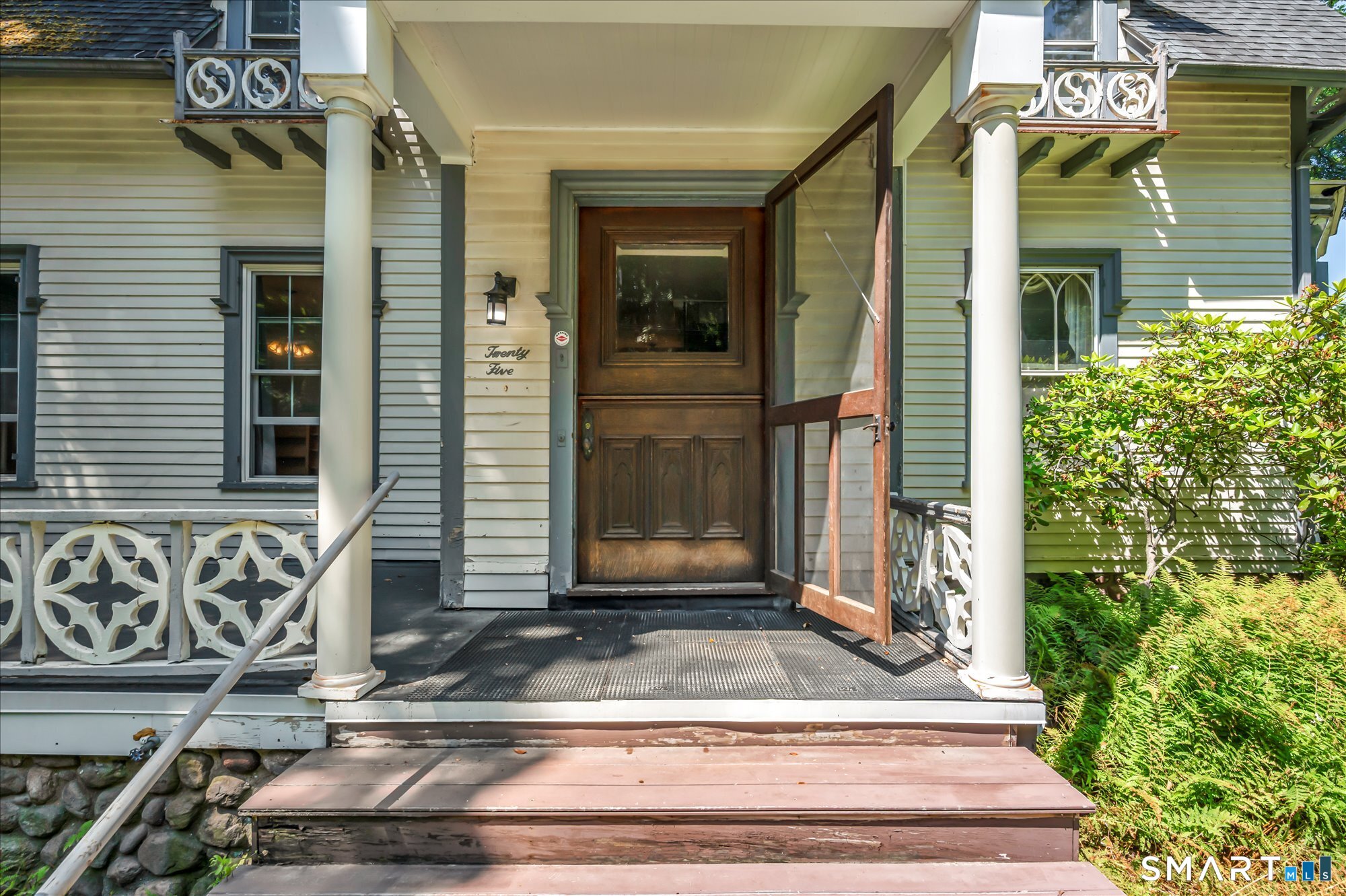 25 Ellington Avenue Ellington CT 06029