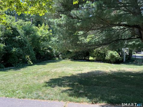 25 Ellington Avenue Ellington CT 06029