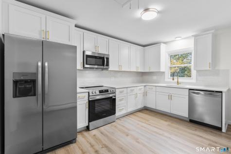 21 Sky Edge Drive Bethel CT 06801