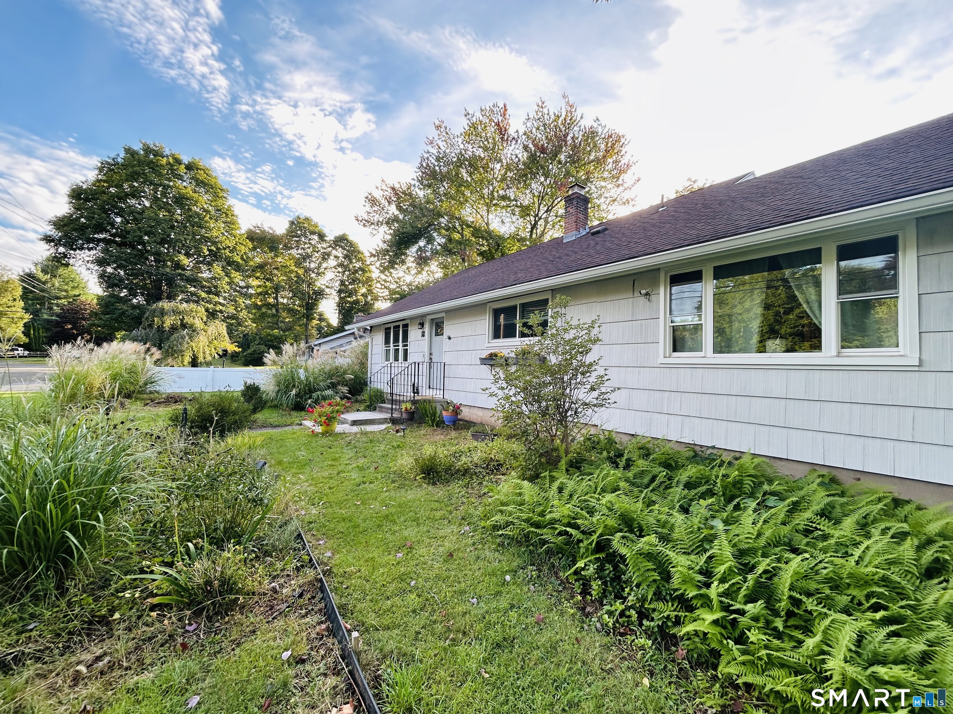 18 Russo Drive Hamden CT 06518