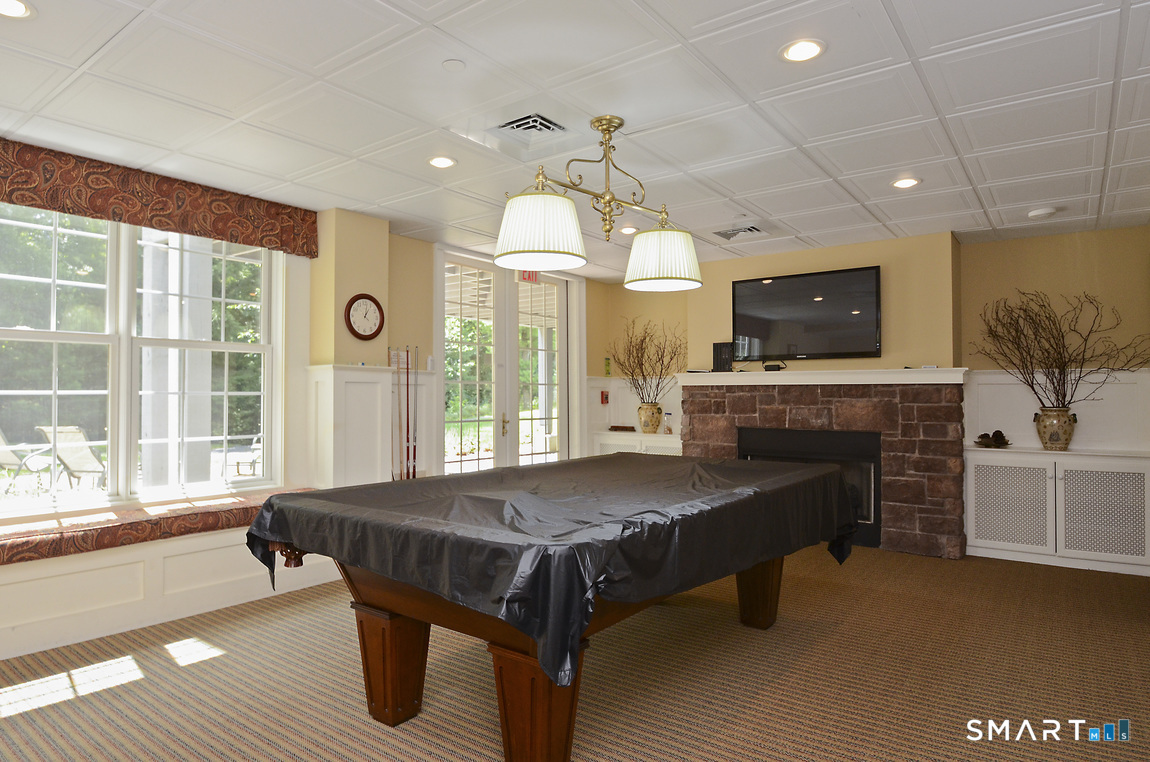 37 Bantry Road Simsbury CT 06070