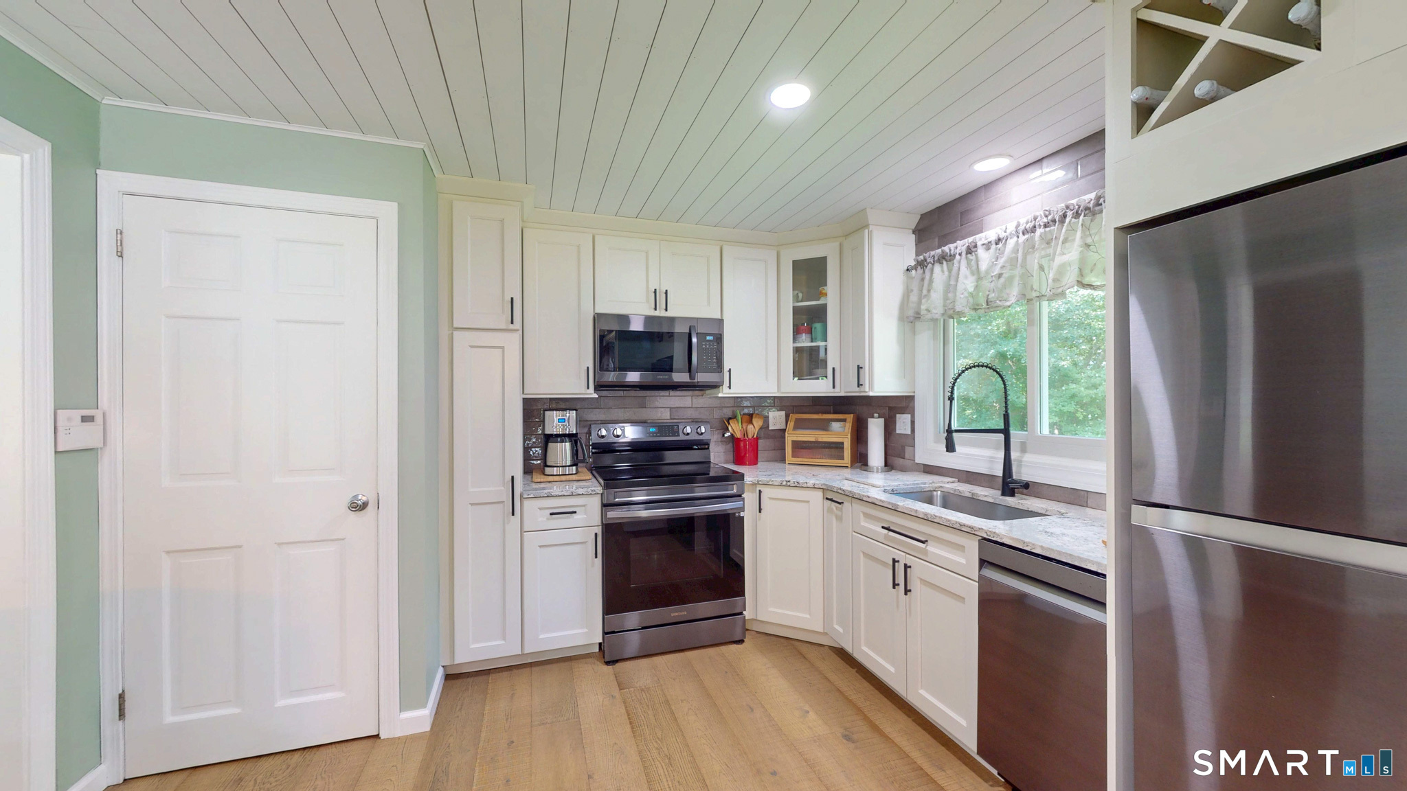 8 Iroquois Trail Bolton CT 06043