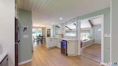 8 Iroquois Trail Bolton CT 06043