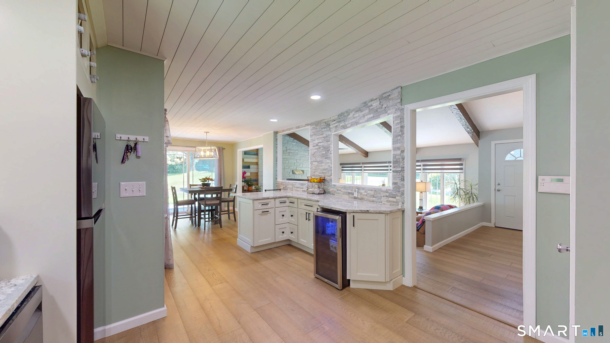 8 Iroquois Trail Bolton CT 06043