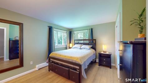 8 Iroquois Trail Bolton CT 06043