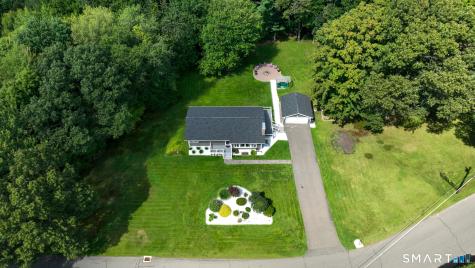 8 Iroquois Trail Bolton CT 06043