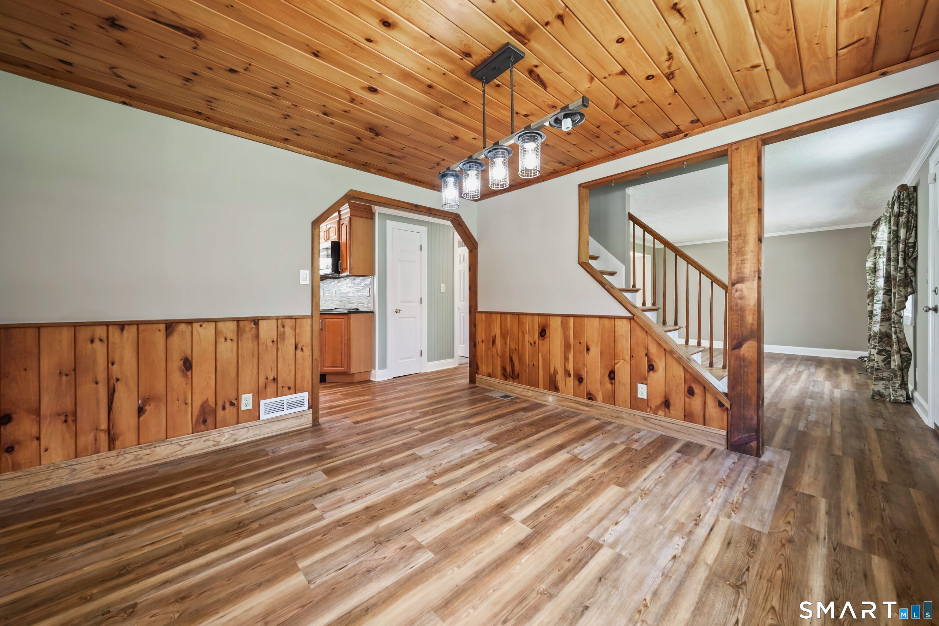 124 Garrigus Court Wolcott CT 06716