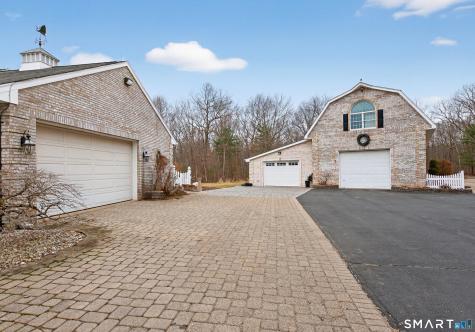 724 Strong Road South Windsor CT 06074