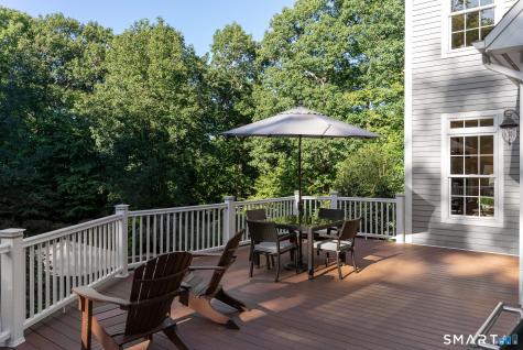 14 Highwood Crossing Burlington CT 06013