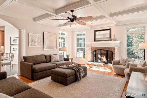 14 Highwood Crossing Burlington CT 06013