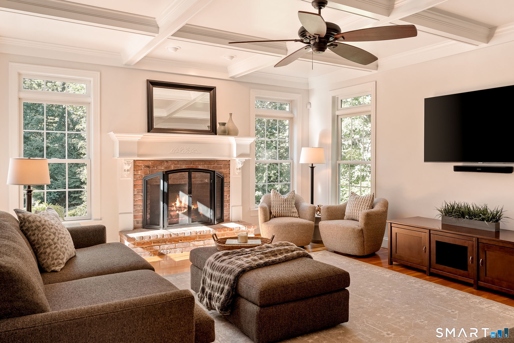 14 Highwood Crossing Burlington CT 06013