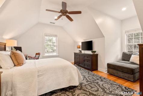 14 Highwood Crossing Burlington CT 06013