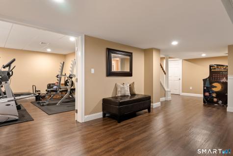 14 Highwood Crossing Burlington CT 06013